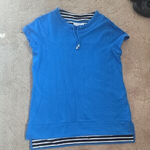 Zenergy by Chico's Blue Short Sleeve w/ Striped Hem Size 1